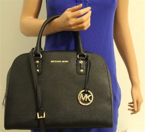 bolsa michael kors original onde comprar|Michael Kors bags official website.